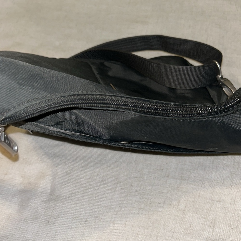 WOT BAGGALLIN hobo purse cross body smoke-free, look at pictures, - Picture 8 of 10